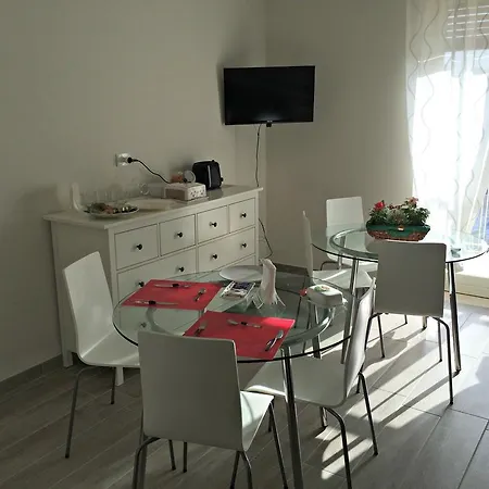 Siracusa Host 시라쿠사